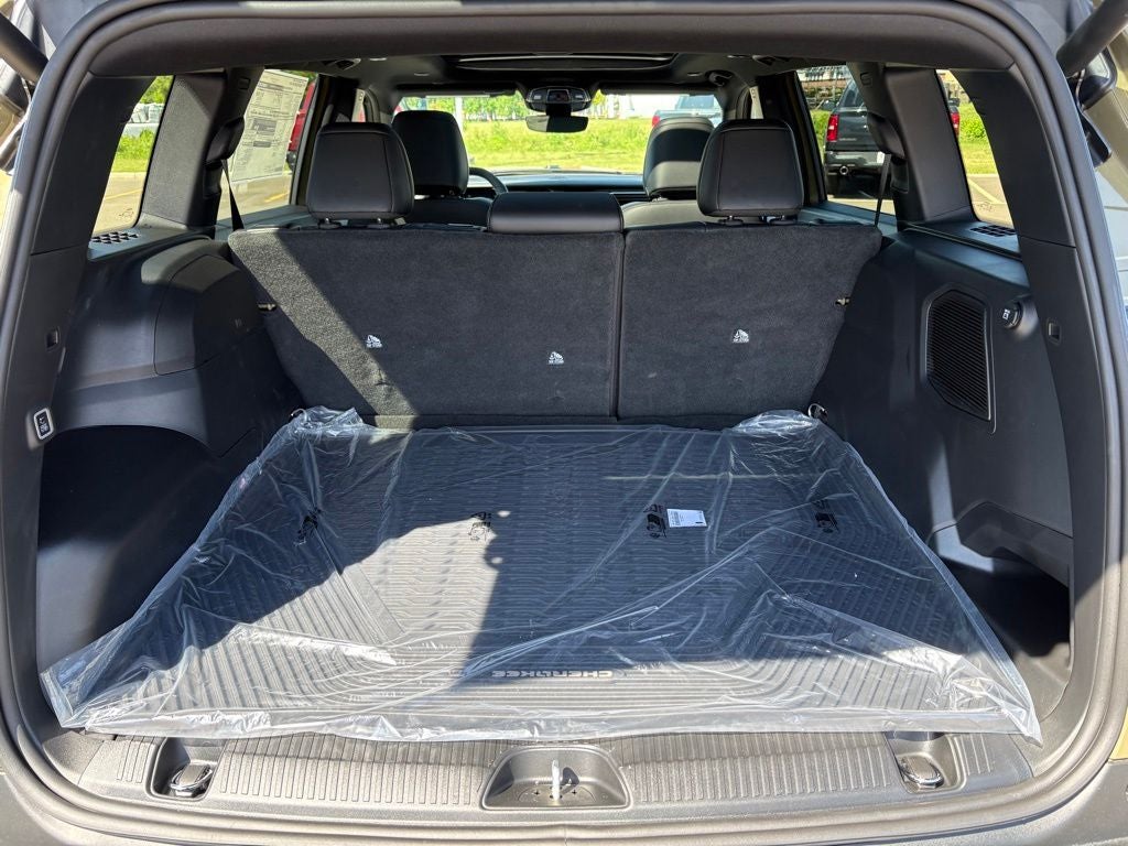 2026 Jeep Cherokee CHEROKEE OVERLAND 4X4