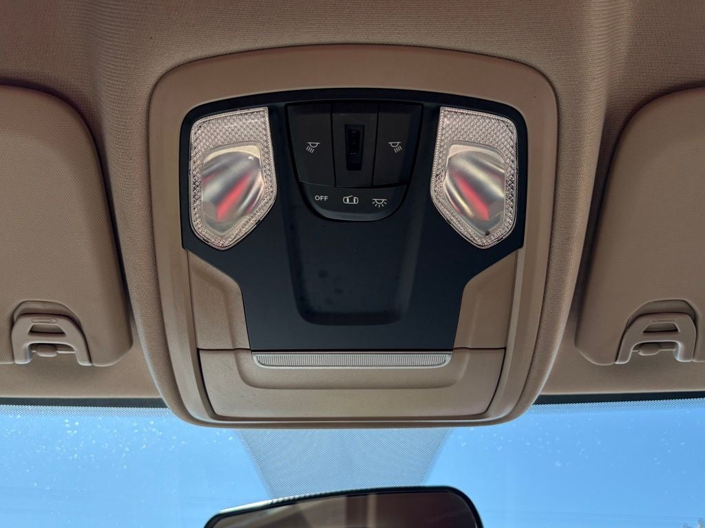 2020 RAM 3500 Tradesman Regular Cab 4x4 8' Box