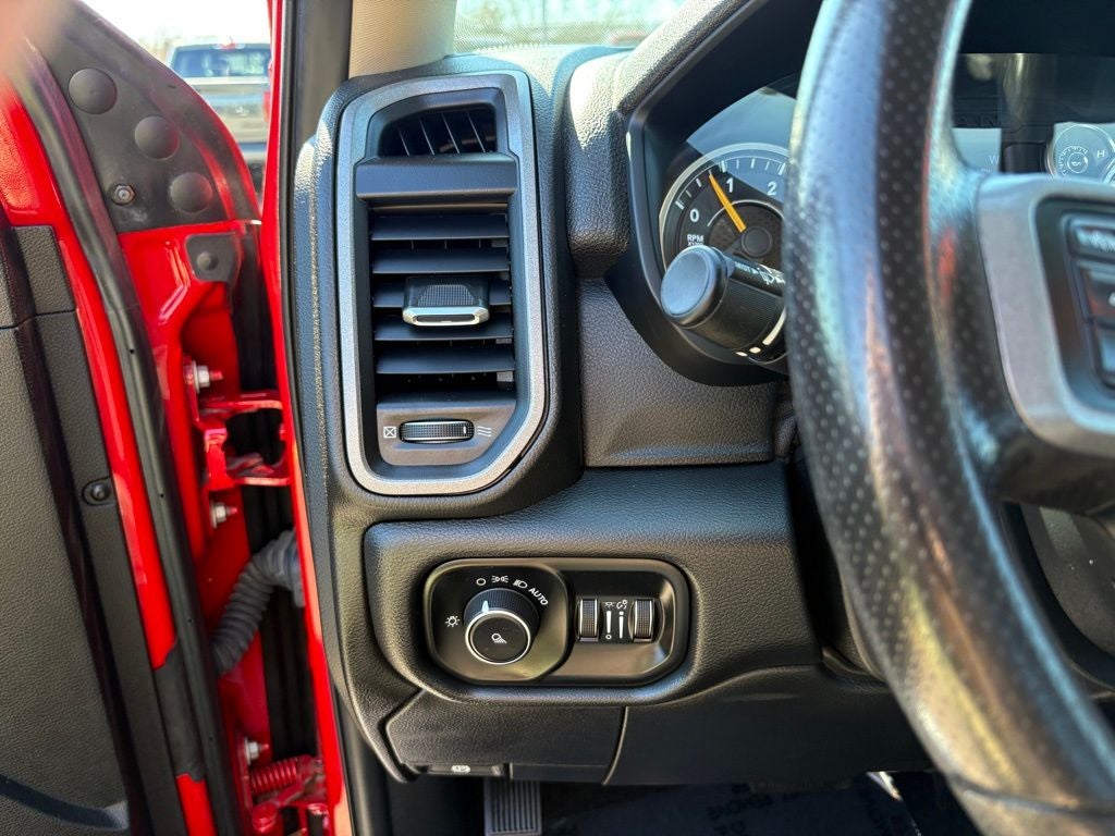 2020 RAM 3500 Tradesman Regular Cab 4x4 8' Box