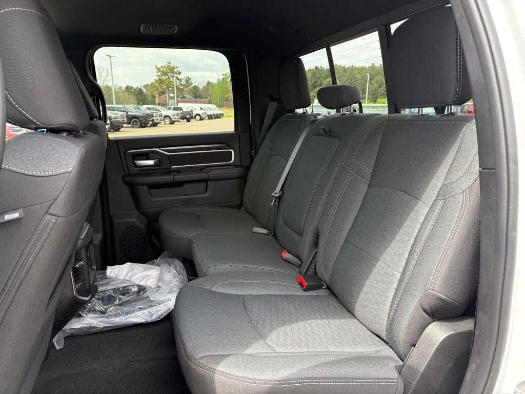 2026 RAM Ram 3500 RAM 3500 BIG HORN CREW CAB 4X4 6'4' BOX