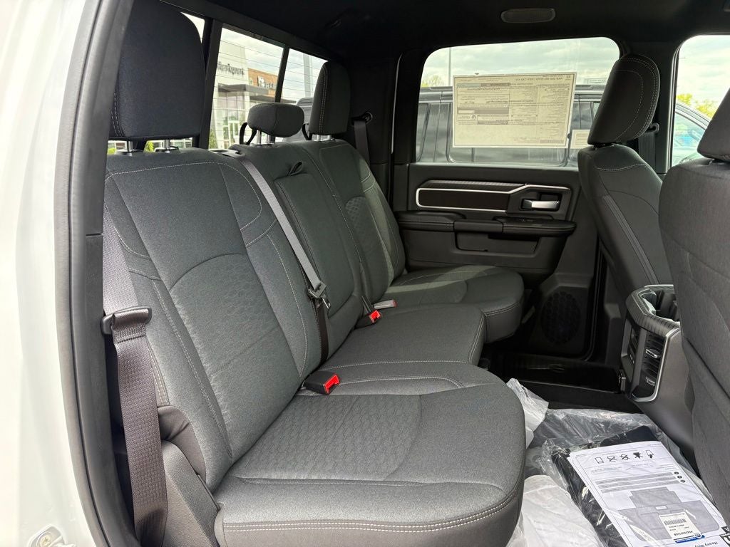 2026 RAM Ram 3500 RAM 3500 BIG HORN CREW CAB 4X4 6'4' BOX