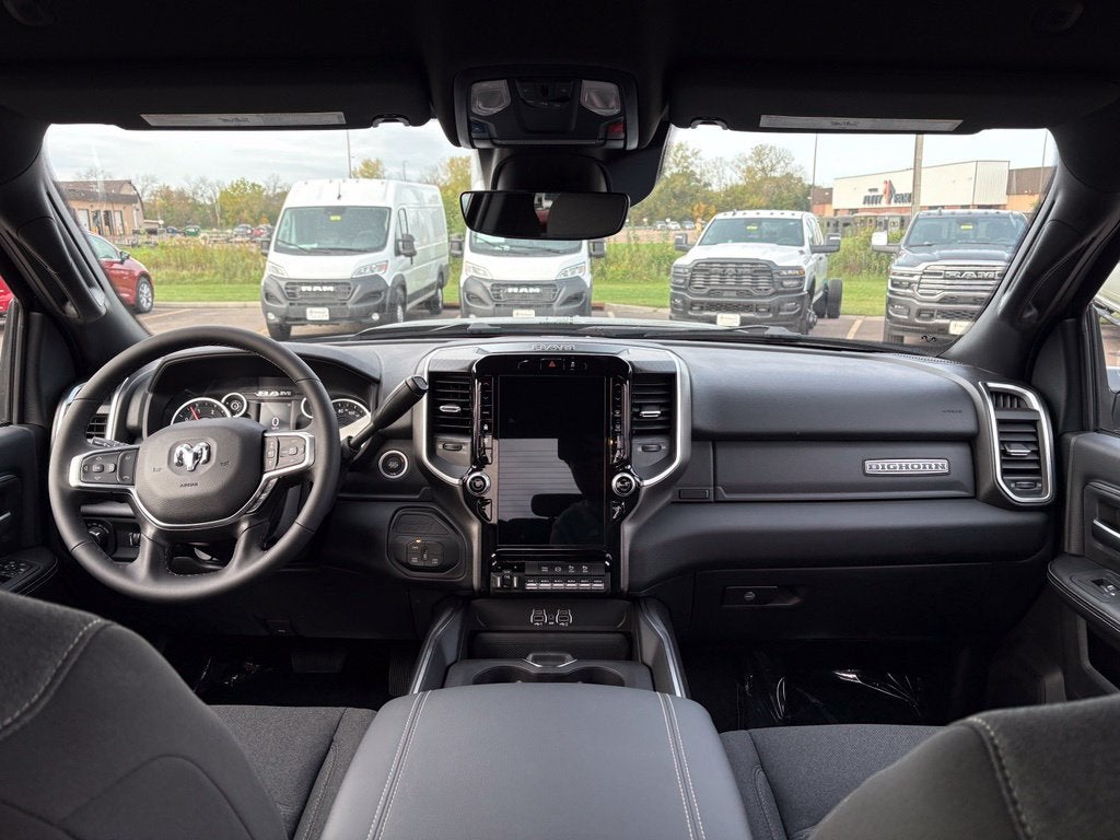 2027 RAM Ram 3500 RAM 3500 BIG HORN CREW CAB 4X4 6'4' BOX