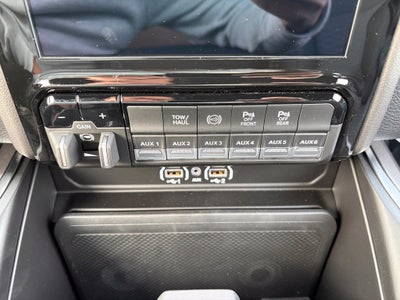 2027 RAM Ram 3500 RAM 3500 BIG HORN CREW CAB 4X4 6'4' BOX