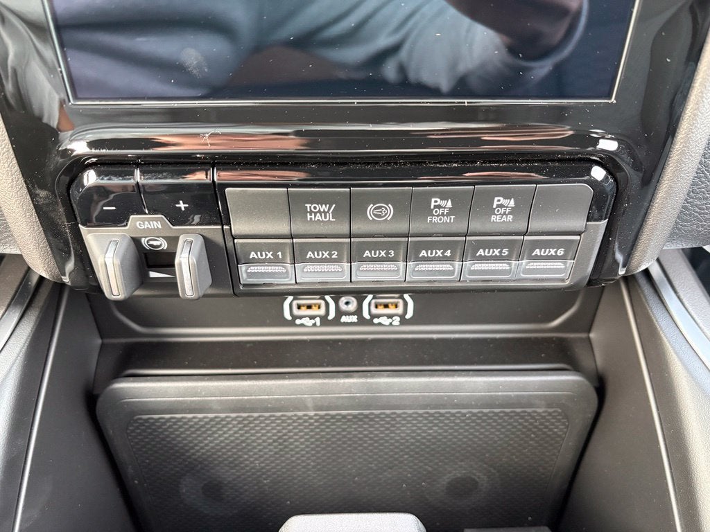 2027 RAM Ram 3500 RAM 3500 BIG HORN CREW CAB 4X4 6'4' BOX