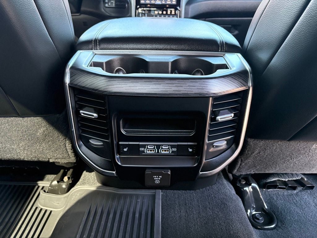 2024 RAM 3500 Laramie Crew Cab 4x4 6'4' Box