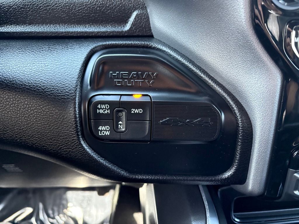 2024 RAM 3500 Laramie Crew Cab 4x4 6'4' Box