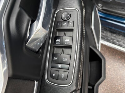 2022 RAM 3500 Laramie Crew Cab 4x4 6'4' Box