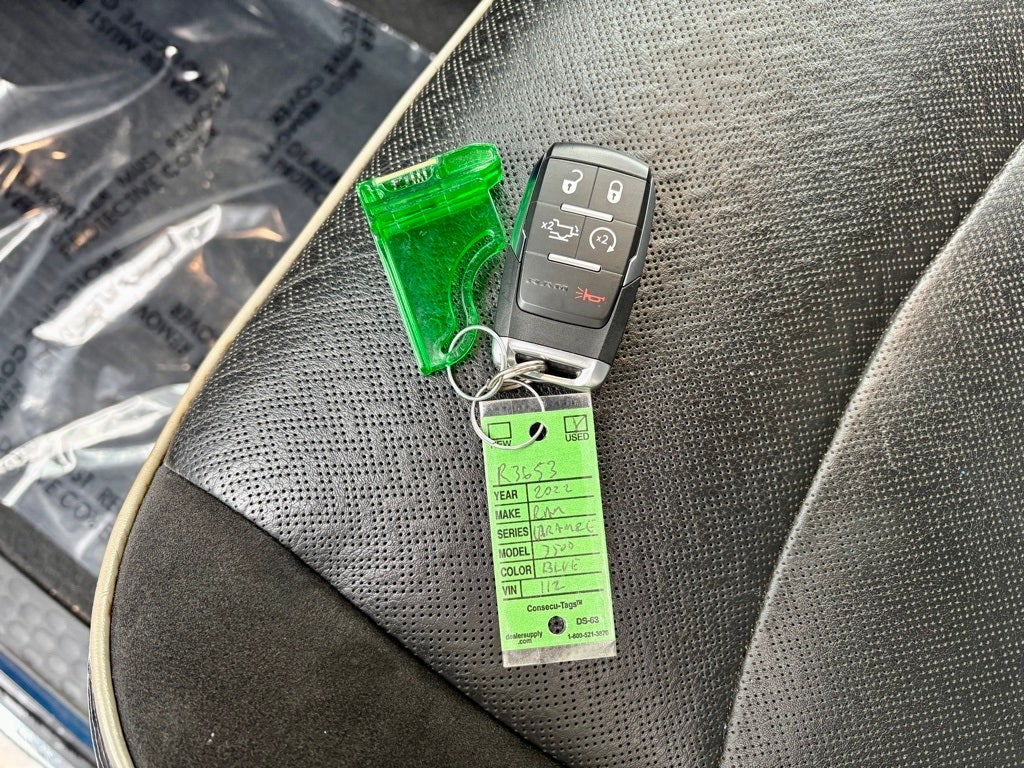 2022 RAM 3500 Laramie Crew Cab 4x4 6'4' Box