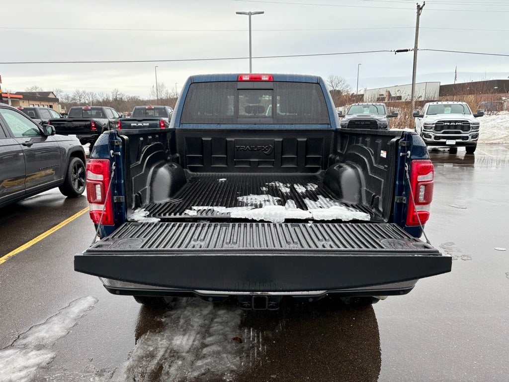 2022 RAM 3500 Laramie Crew Cab 4x4 6'4' Box