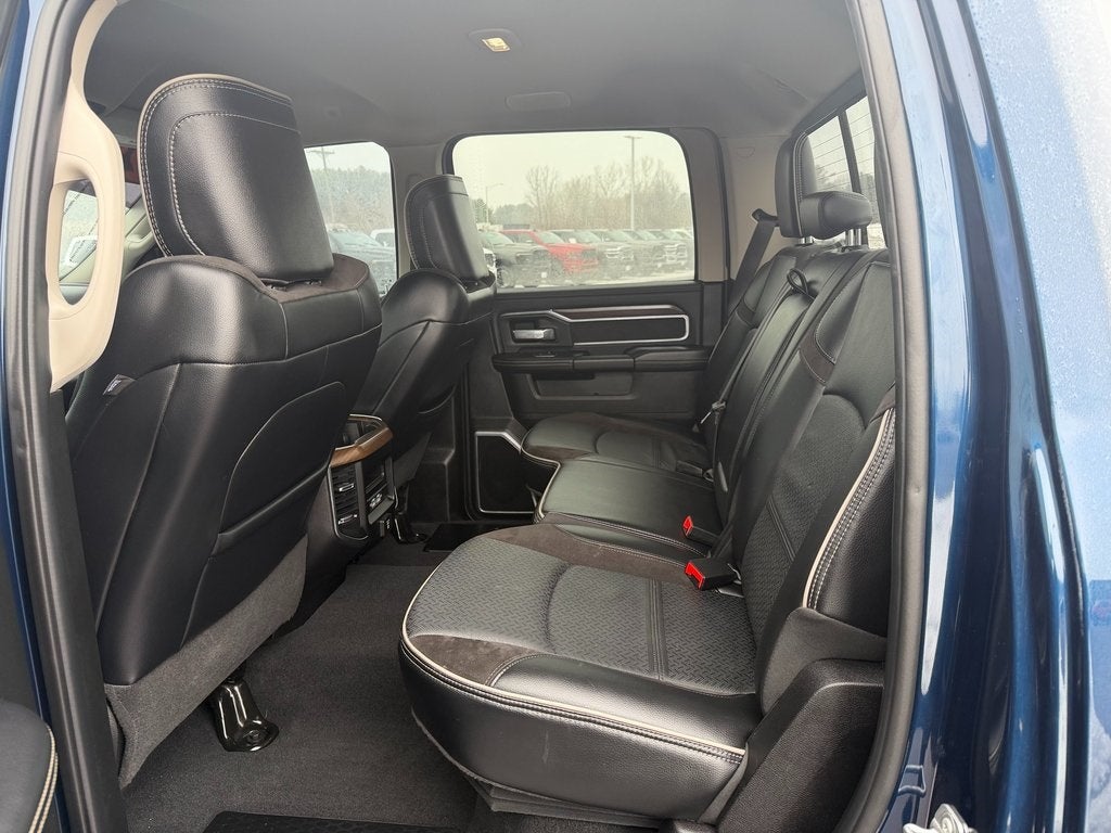 2023 RAM 3500 Laramie Crew Cab 4x4 6'4' Box