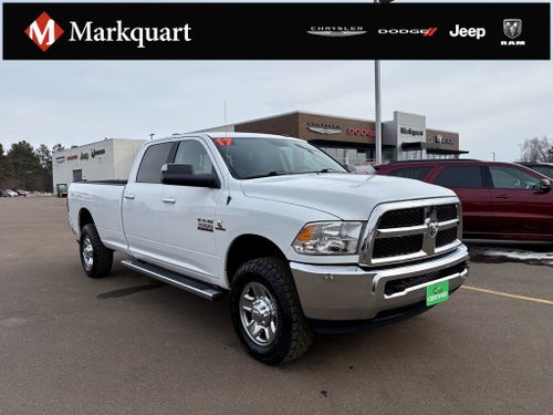 2017 RAM 3500 SLT Crew Cab 4x4 8' Box