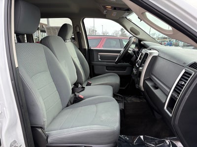 2017 RAM 3500 SLT Crew Cab 4x4 8' Box