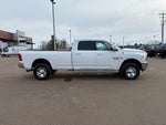2017 RAM 3500 SLT Crew Cab 4x4 8' Box