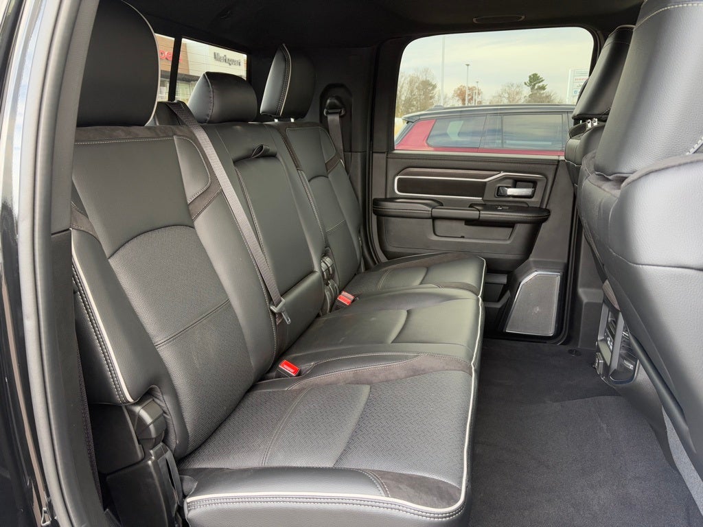 2026 RAM Ram 3500 RAM 3500 LARAMIE MEGA CAB 4X4 6'4' BOX