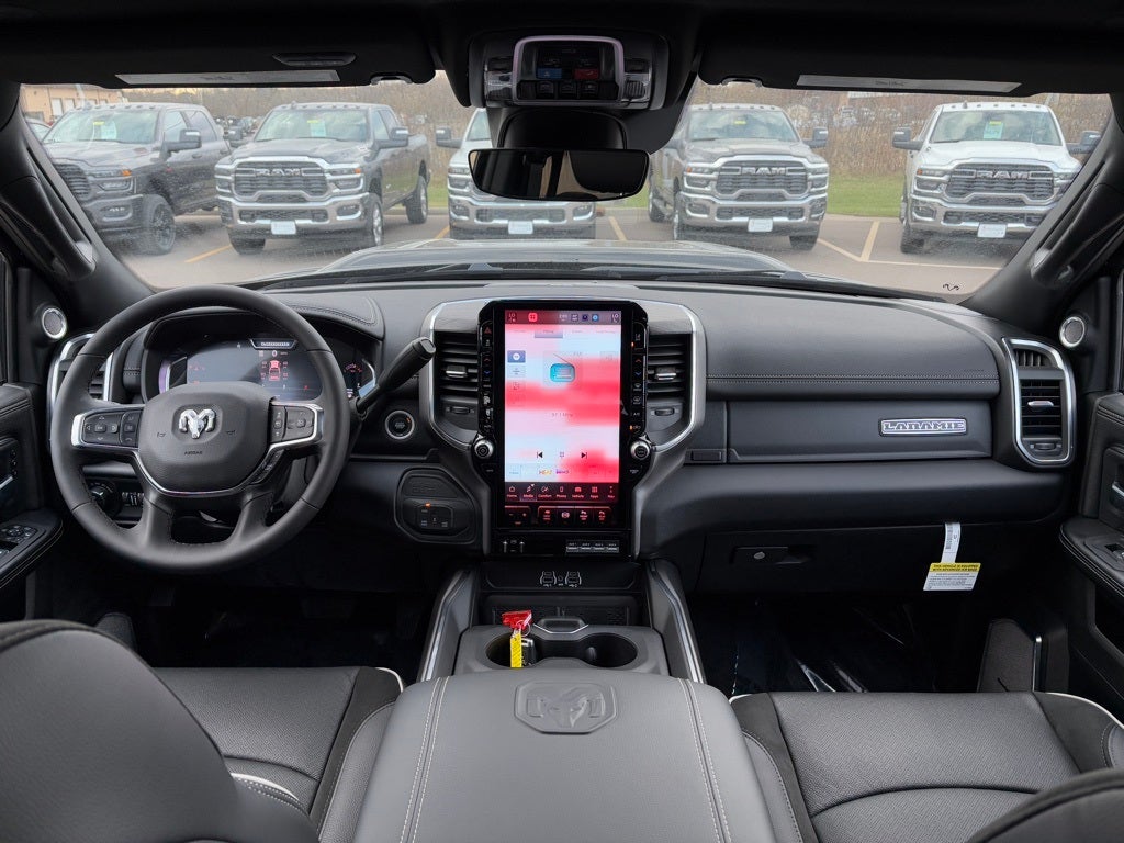 2026 RAM Ram 3500 RAM 3500 LARAMIE MEGA CAB 4X4 6'4' BOX