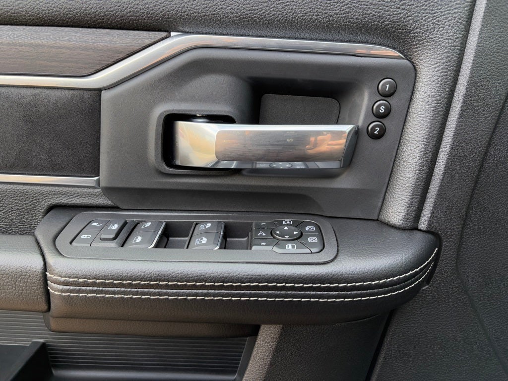 2026 RAM Ram 3500 RAM 3500 LARAMIE MEGA CAB 4X4 6'4' BOX