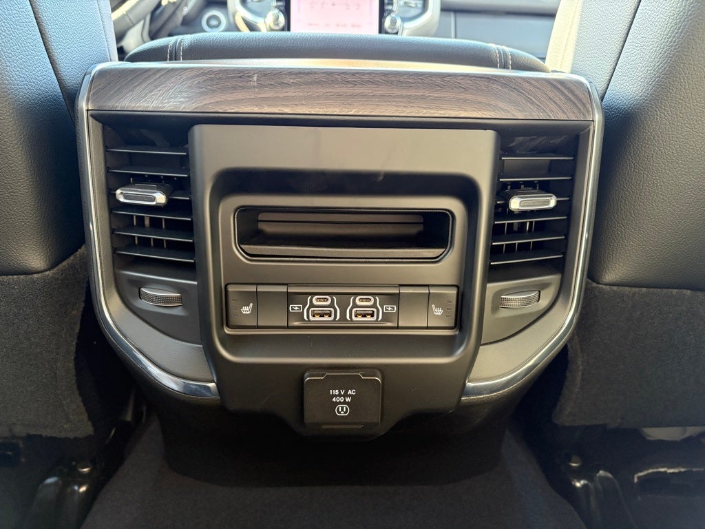 2026 RAM Ram 3500 RAM 3500 LARAMIE MEGA CAB 4X4 6'4' BOX