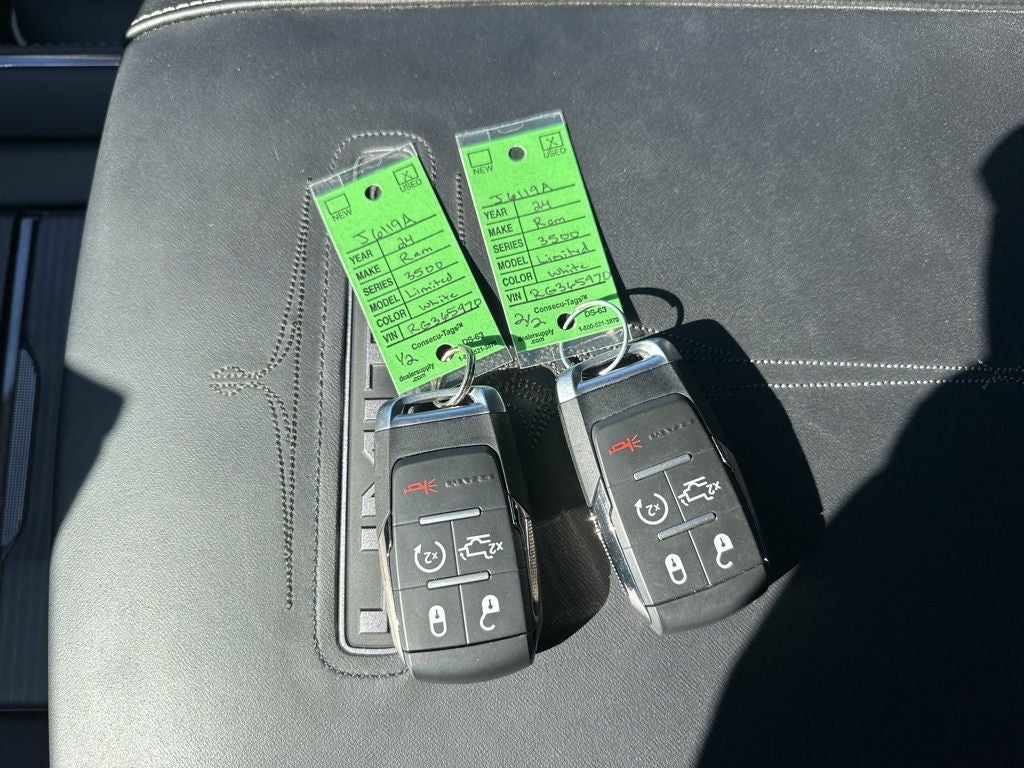 2024 RAM 3500 Limited Crew Cab 4x4 6'4' Box