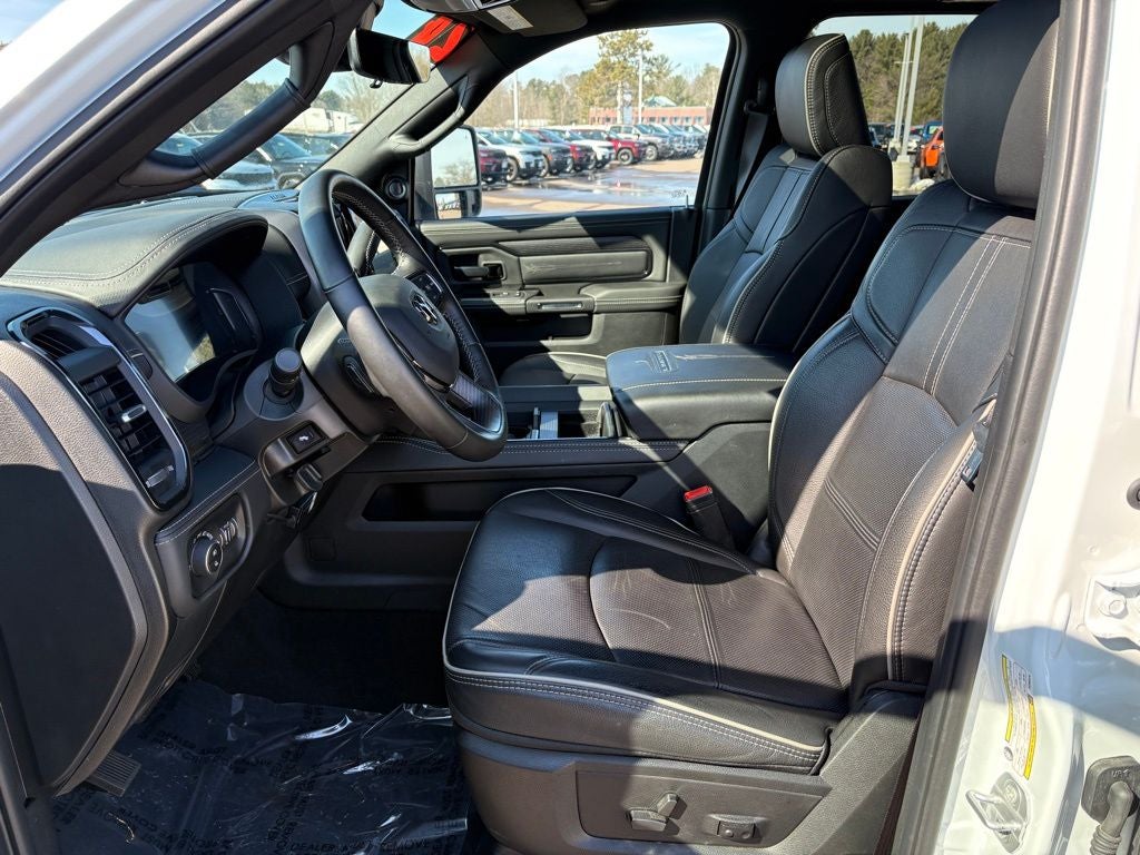 2024 RAM 3500 Limited Crew Cab 4x4 6'4' Box