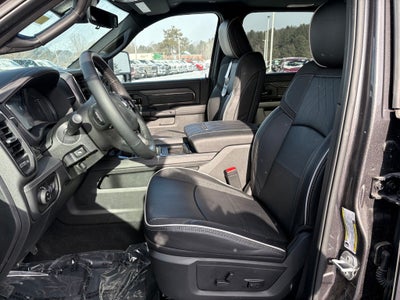 2026 RAM Ram 3500 RAM 3500 LIMITED CREW CAB 4X4 6'4' BOX