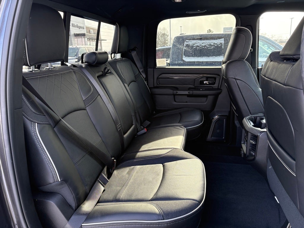 2026 RAM Ram 3500 RAM 3500 LIMITED CREW CAB 4X4 6'4' BOX