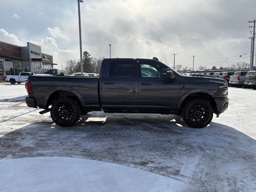 2026 RAM Ram 3500 RAM 3500 LIMITED CREW CAB 4X4 6'4' BOX