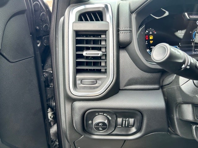 2025 RAM Ram 2500 RAM 2500 LARAMIE CREW CAB 4X4 6'4' BOX