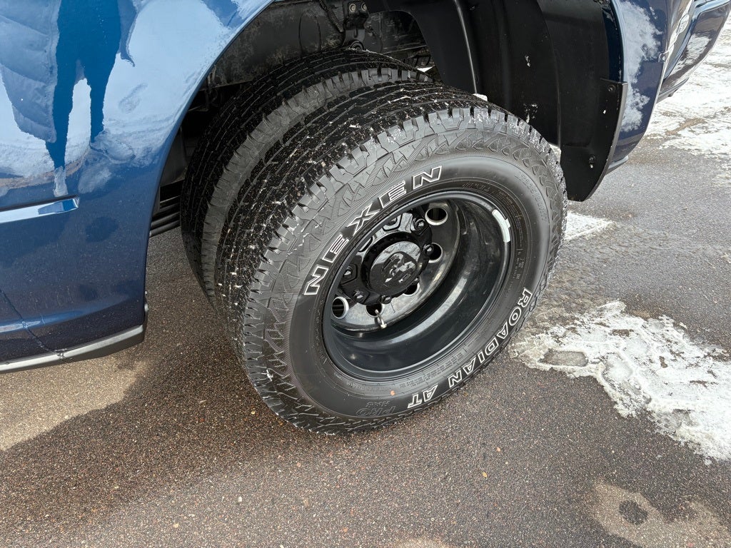 2024 RAM 3500 Laramie Crew Cab 4x4 8' Box