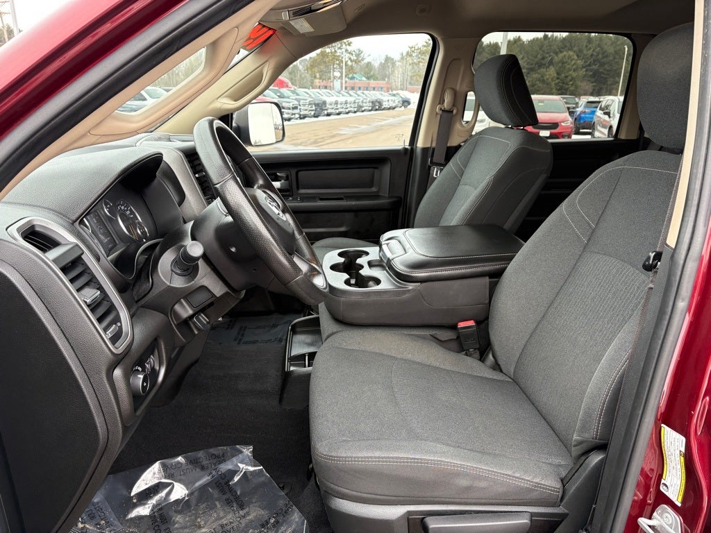 2019 RAM 2500 Tradesman Crew Cab 4x4 6'4' Box