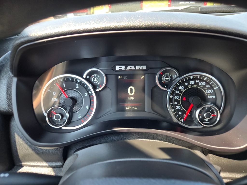 2024 RAM 2500 Tradesman Crew Cab 4x4 6'4' Box