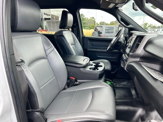 2023 RAM 2500 Tradesman Crew Cab 4x4 6'4' Box