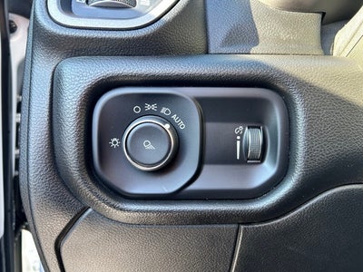 2023 RAM 2500 Tradesman Crew Cab 4x4 6'4' Box