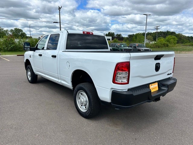2023 RAM 2500 Tradesman Crew Cab 4x4 6'4' Box