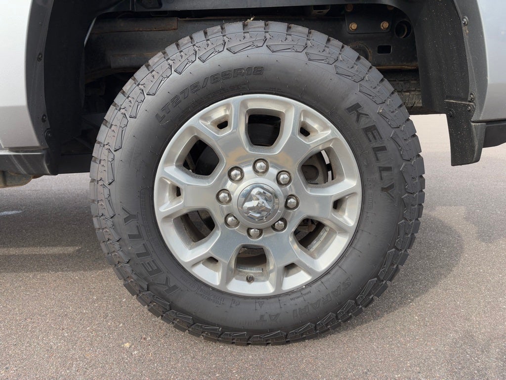 2022 RAM 2500 Laramie Crew Cab 4x4 6'4' Box