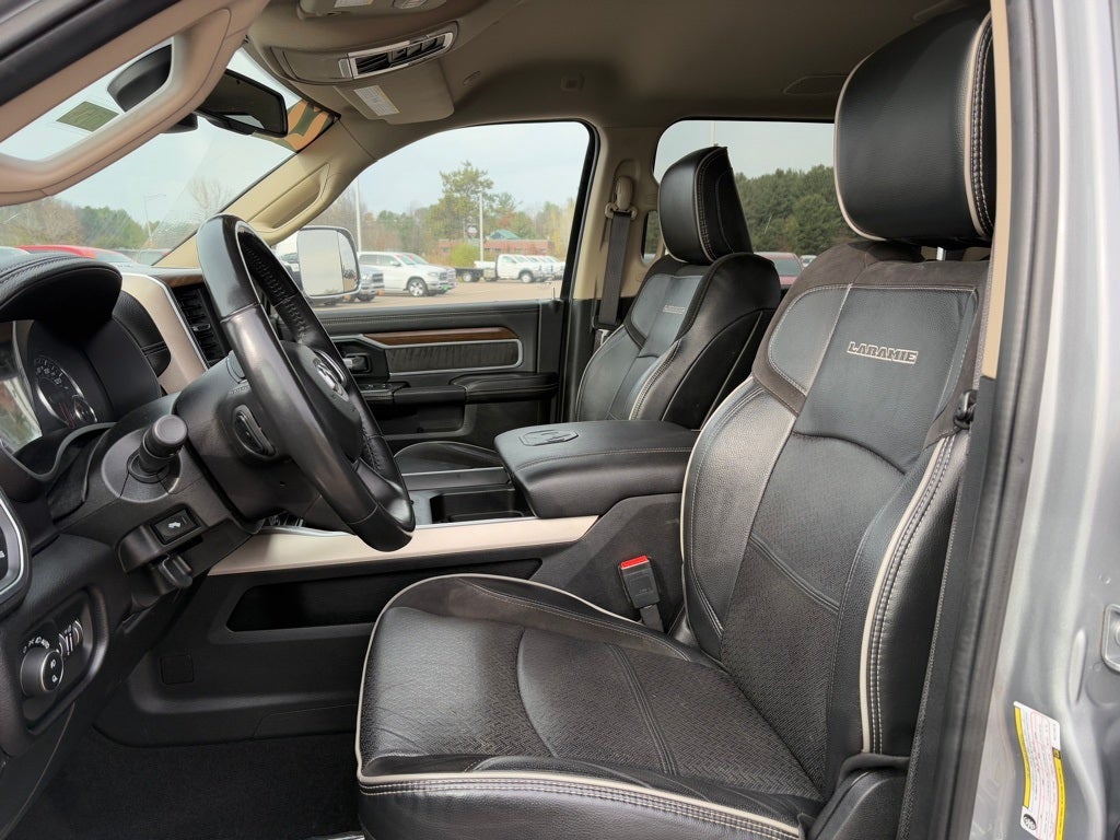 2022 RAM 2500 Laramie Crew Cab 4x4 6'4' Box