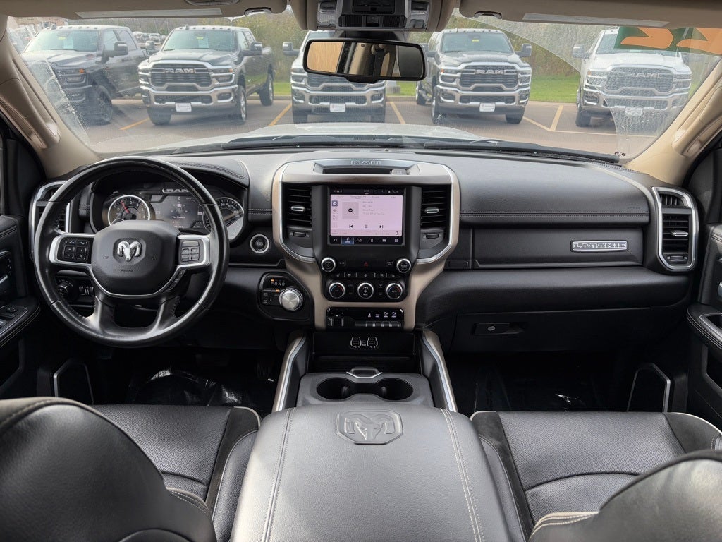 2022 RAM 2500 Laramie Crew Cab 4x4 6'4' Box