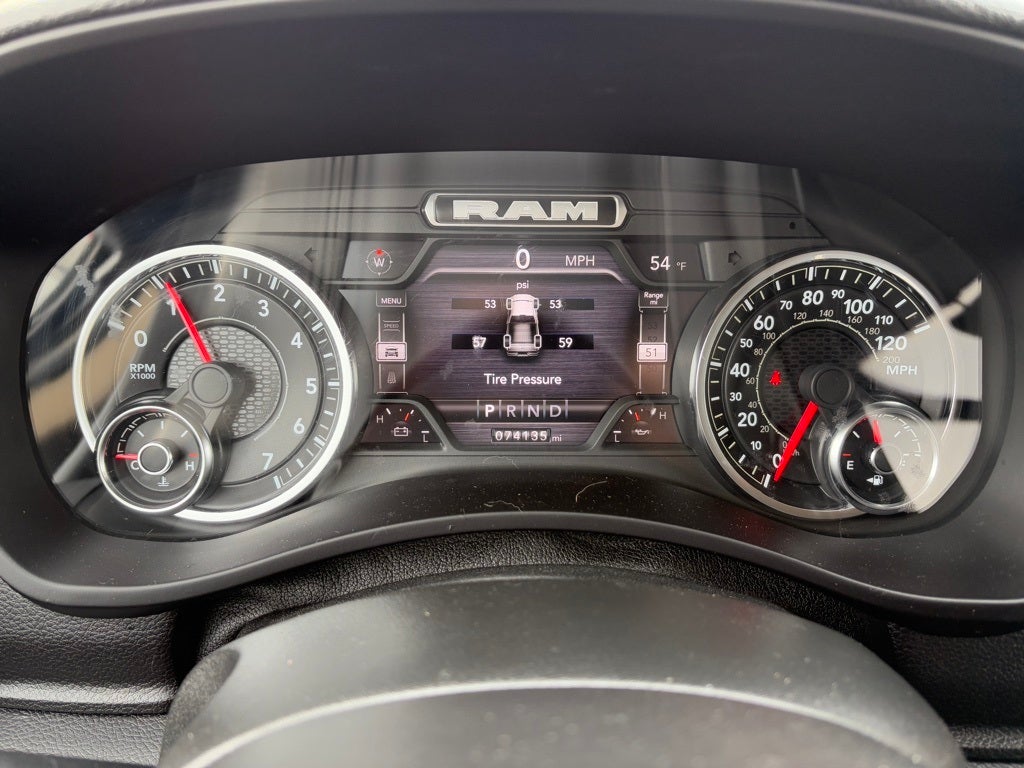 2022 RAM 2500 Laramie Crew Cab 4x4 6'4' Box