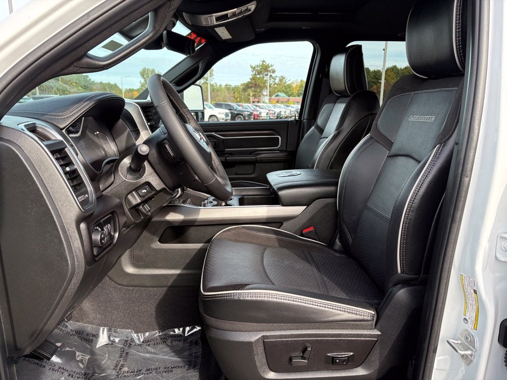 2025 RAM 2500 Laramie Crew Cab 4x4 6'4' Box