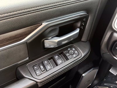 2025 RAM 2500 Laramie Crew Cab 4x4 6'4' Box