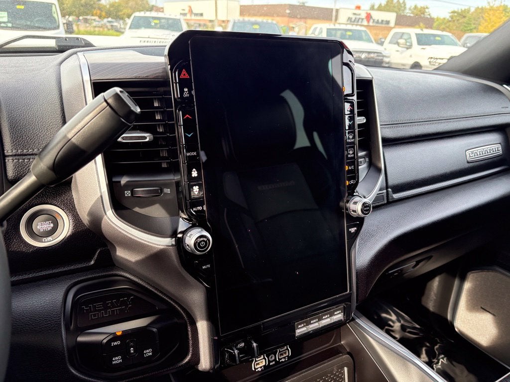 2025 RAM 2500 Laramie Crew Cab 4x4 6'4' Box