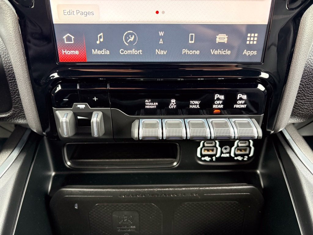 2023 RAM 2500 Laramie Crew Cab 4x4 6'4' Box