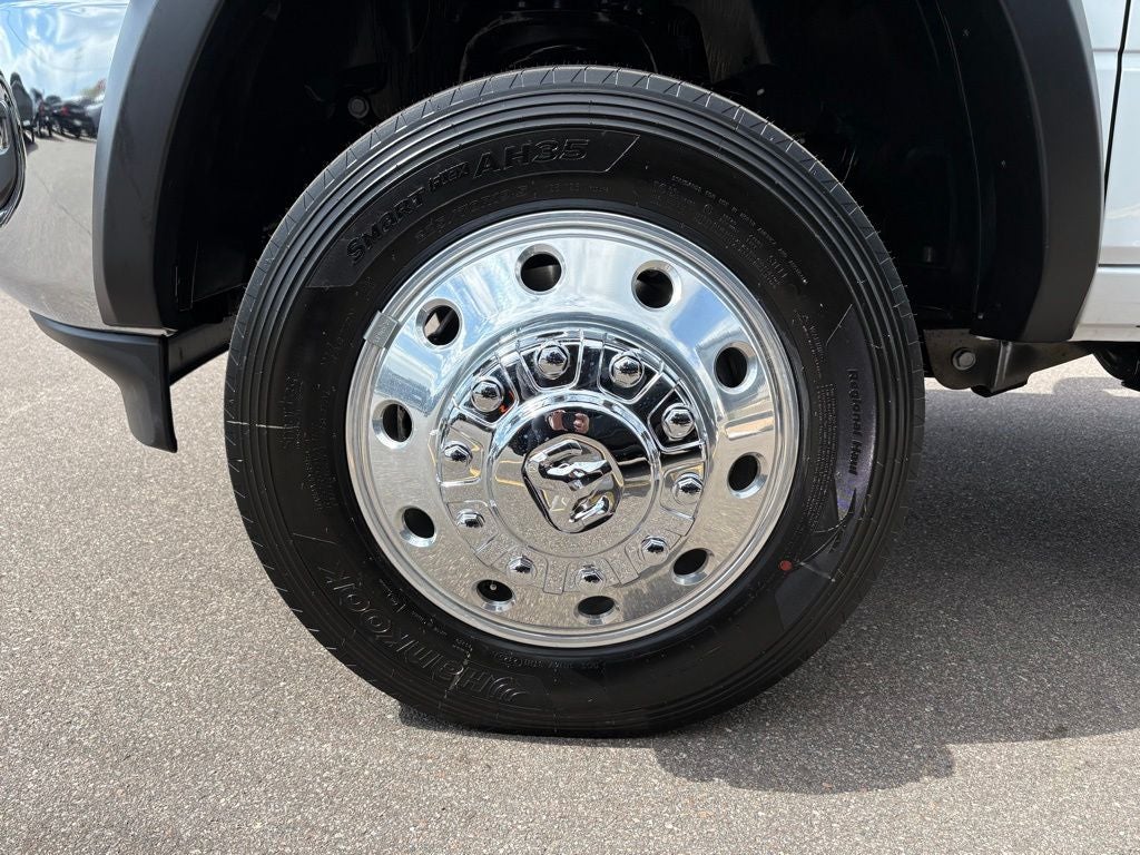 2026 RAM Ram 5500 Chassis Cab RAM 5500 TRADESMAN CHASSIS REGULAR CAB 4X4 84' CA