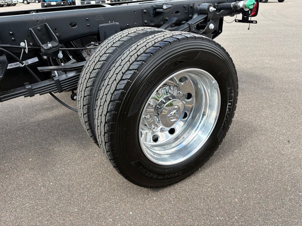 2026 RAM Ram 5500 Chassis Cab RAM 5500 TRADESMAN CHASSIS REGULAR CAB 4X4 84' CA