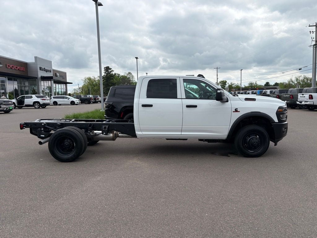 2026 RAM Ram 3500 Chassis Cab RAM 3500 TRADESMAN CREW CAB CHASSIS 4X4 60' CA