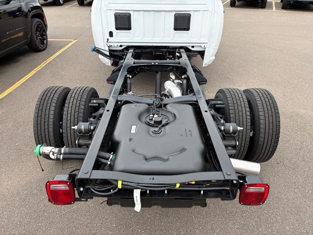 2026 RAM Ram 3500 Chassis Cab RAM 3500 TRADESMAN CREW CAB CHASSIS 4X4 60' CA