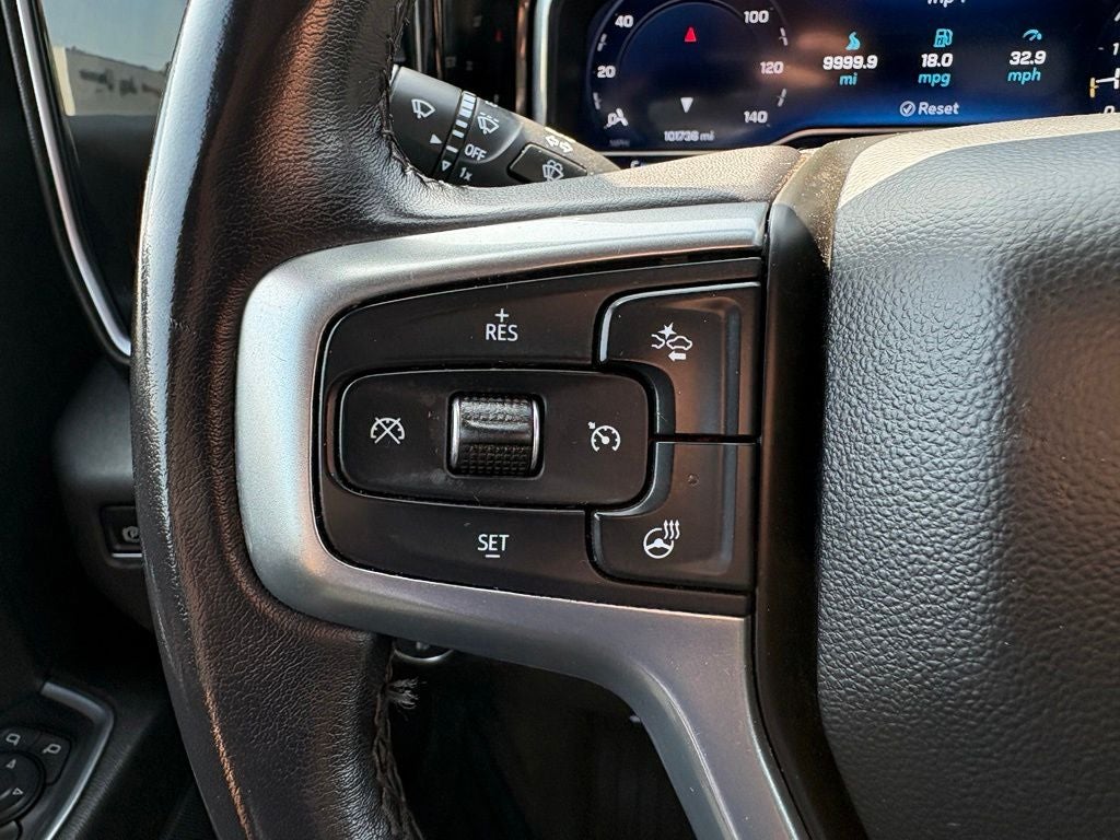 2022 Chevrolet Silverado 1500 4WD Crew Cab Short Bed RST