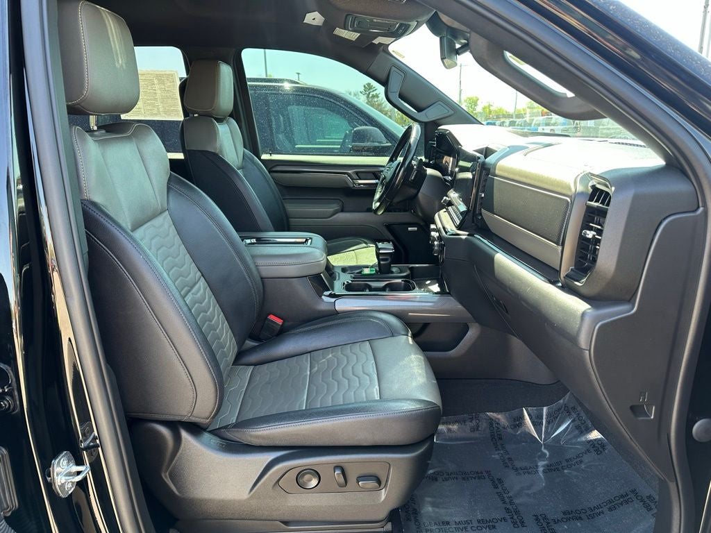 2022 Chevrolet Silverado 1500 4WD Crew Cab Short Bed ZR2