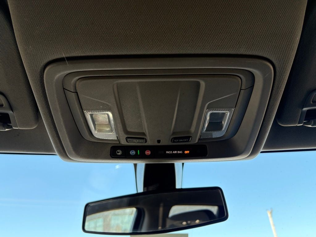 2021 Chevrolet Silverado 1500 4WD Crew Cab Short Bed LT