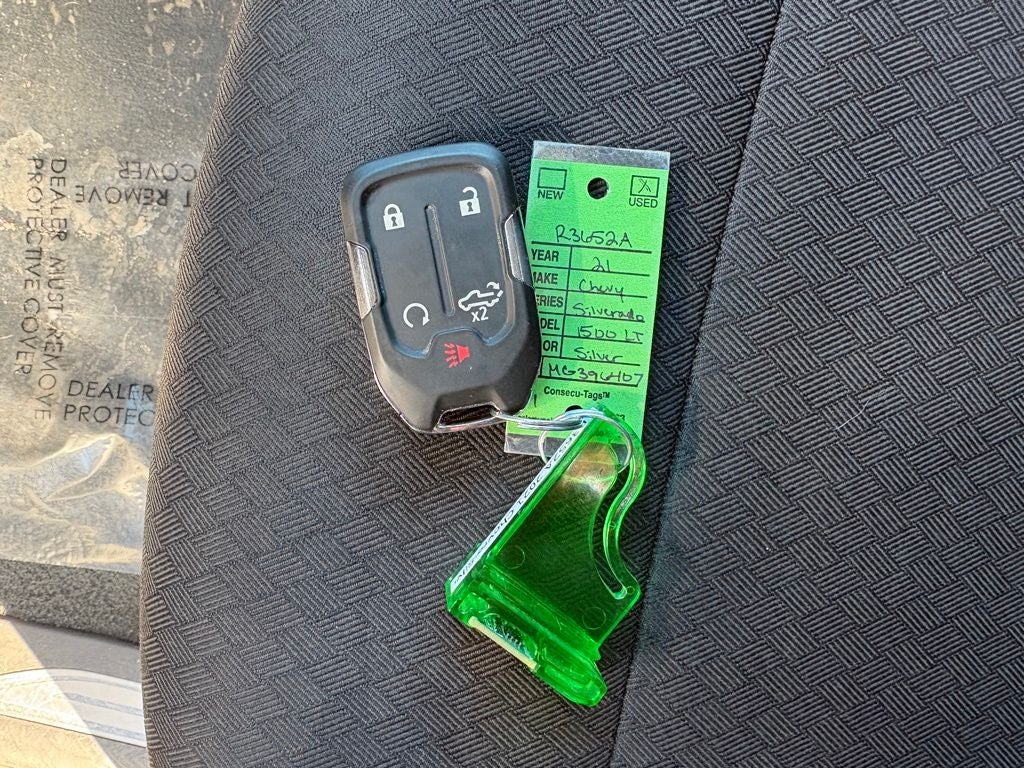 2021 Chevrolet Silverado 1500 4WD Crew Cab Short Bed LT