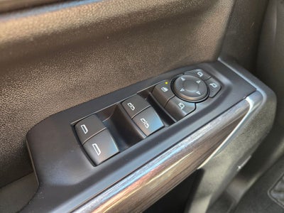 2021 Chevrolet Silverado 1500 4WD Crew Cab Short Bed LTZ
